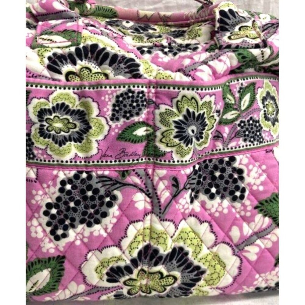 Vera Bradley Pink Quilted Floral Travel Bag With Green & Black Accents - Picture 4 of 5